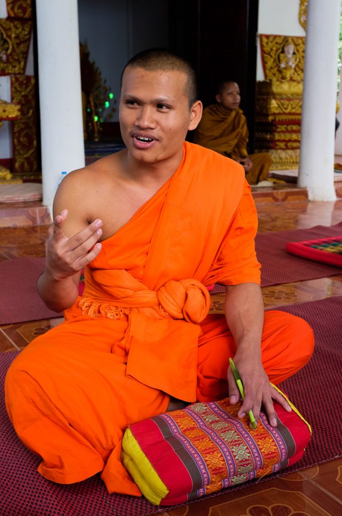 Meditație călugări budiști